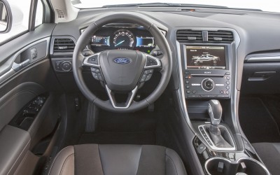 Ford Mondeo Hybrid-4.jpg (588.13 KБ) Видяна 24662 пъти Ford Mondeo Hybrid-4.jpg