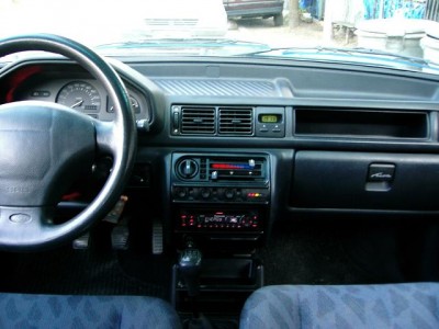 Fiesta Inside (1).JPG
